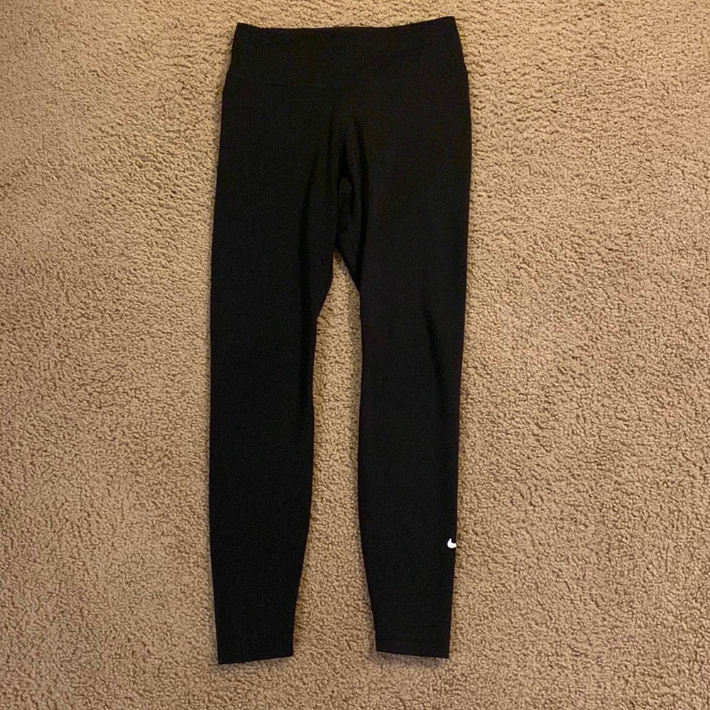 black nike leggings